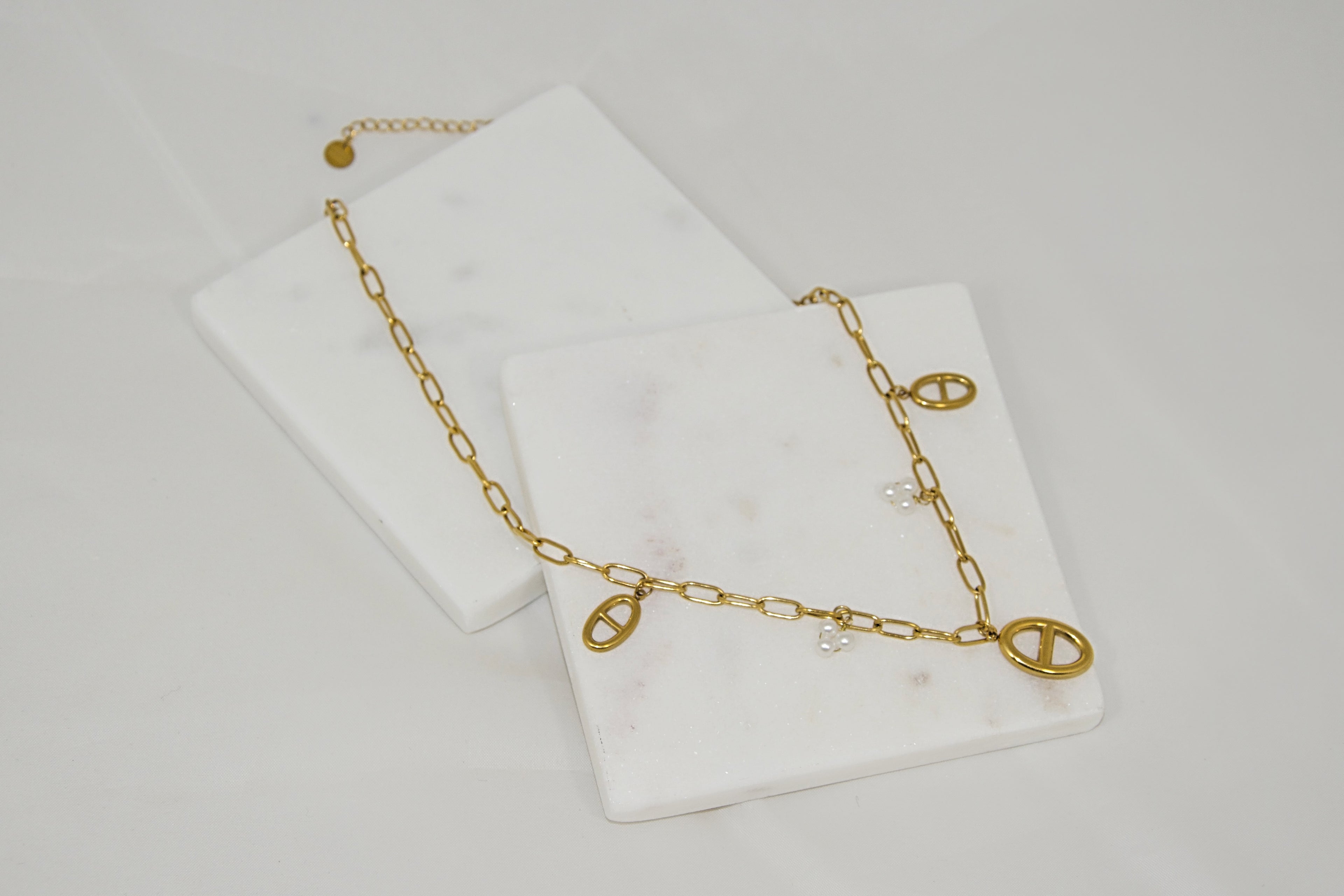 Collier Nora